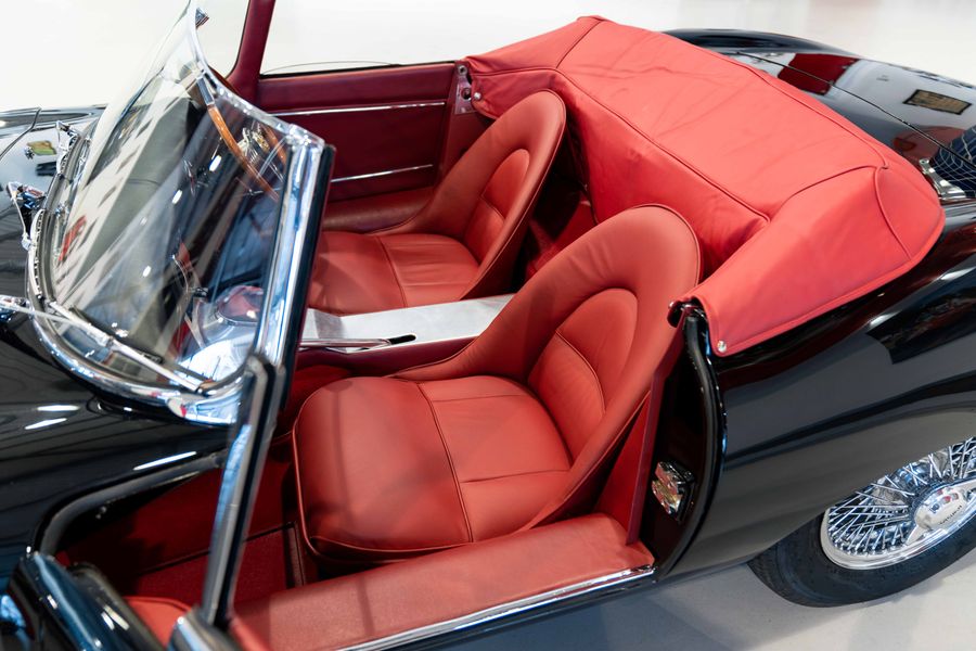 Jaguar E-Type Series 1 Roadster