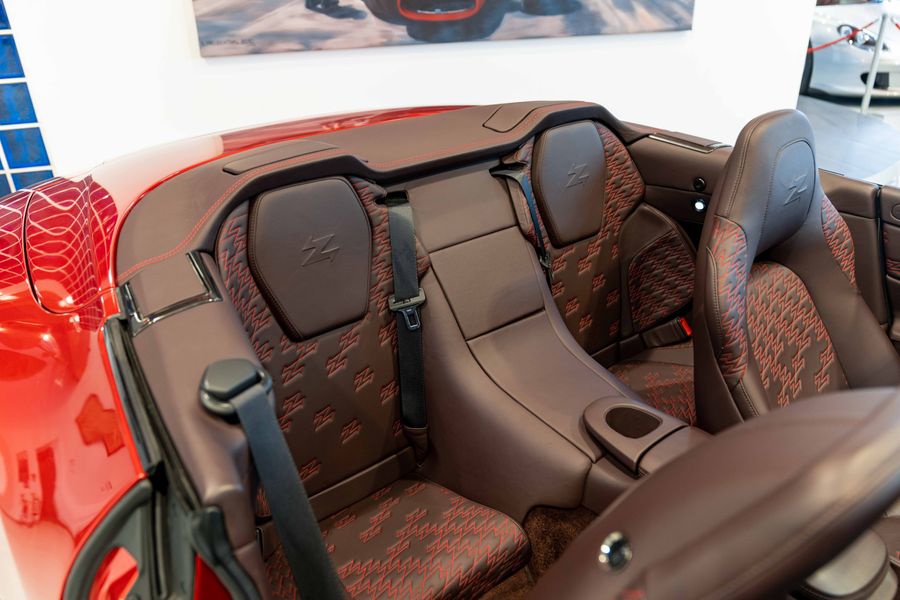 Aston Martin Vanquish Zagato Volante