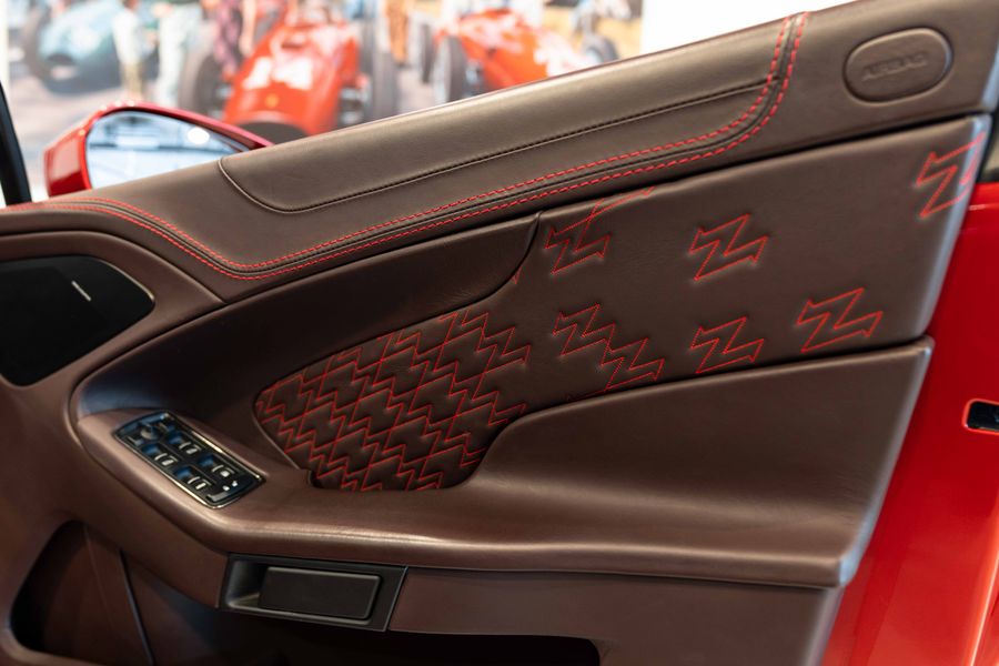 Aston Martin Vanquish Zagato Volante
