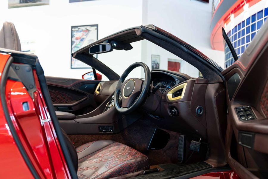 Aston Martin Vanquish Zagato Volante