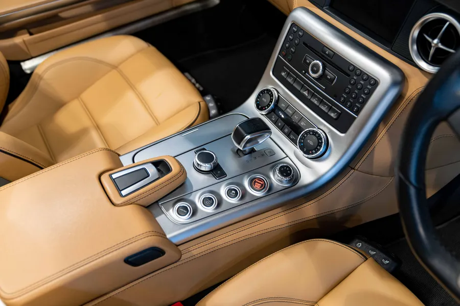 Mercedes-Benz SLS Roadster