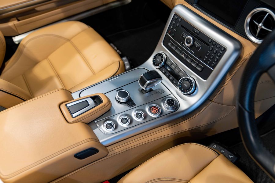 Mercedes-Benz SLS Roadster