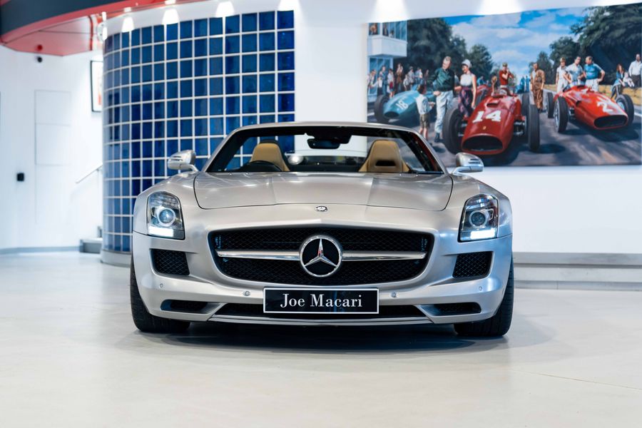 Mercedes-Benz SLS Roadster