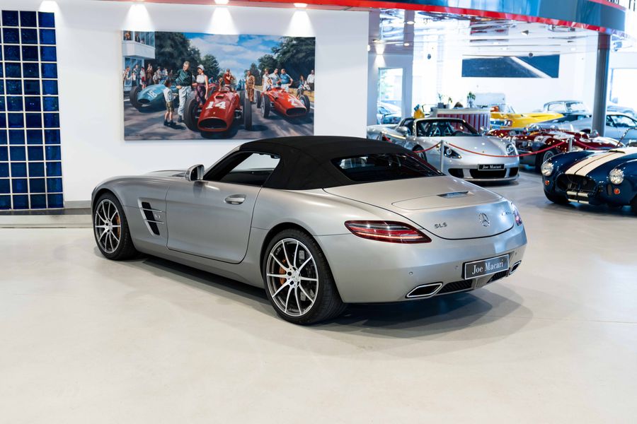 Mercedes-Benz SLS Roadster