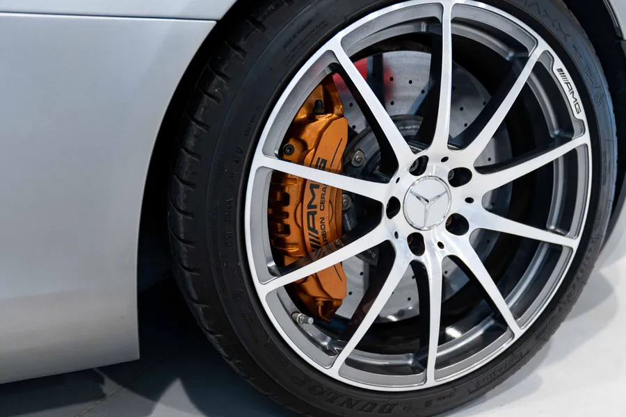 Mercedes-Benz SLS Roadster