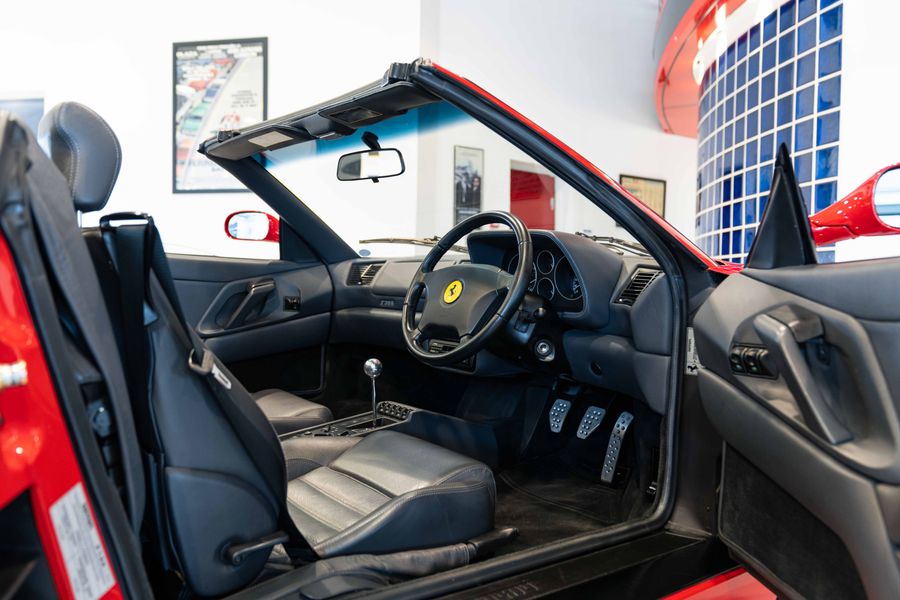 Ferrari F355 Spider