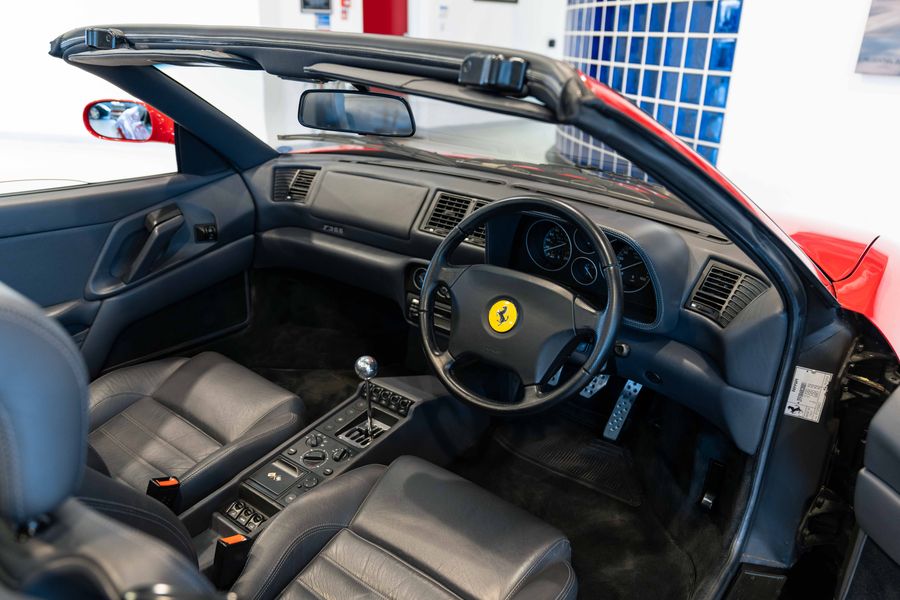Ferrari F355 Spider