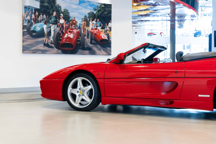 Ferrari F355 Spider