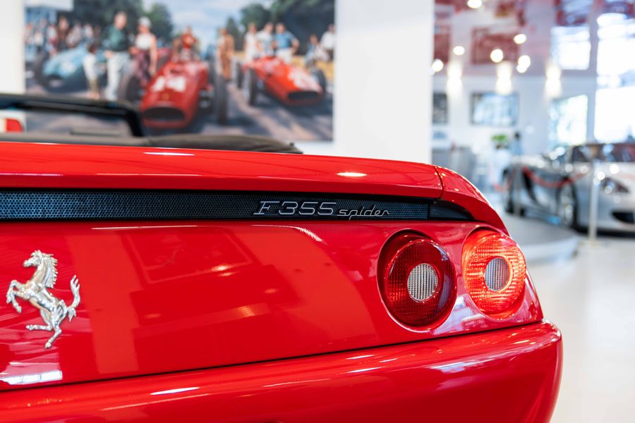 Ferrari F355 Spider