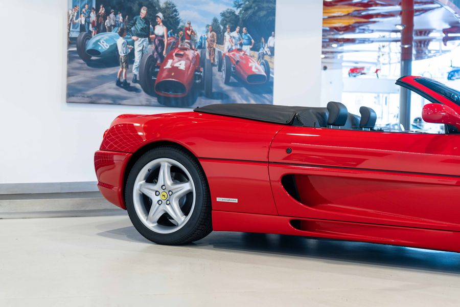 Ferrari F355 Spider