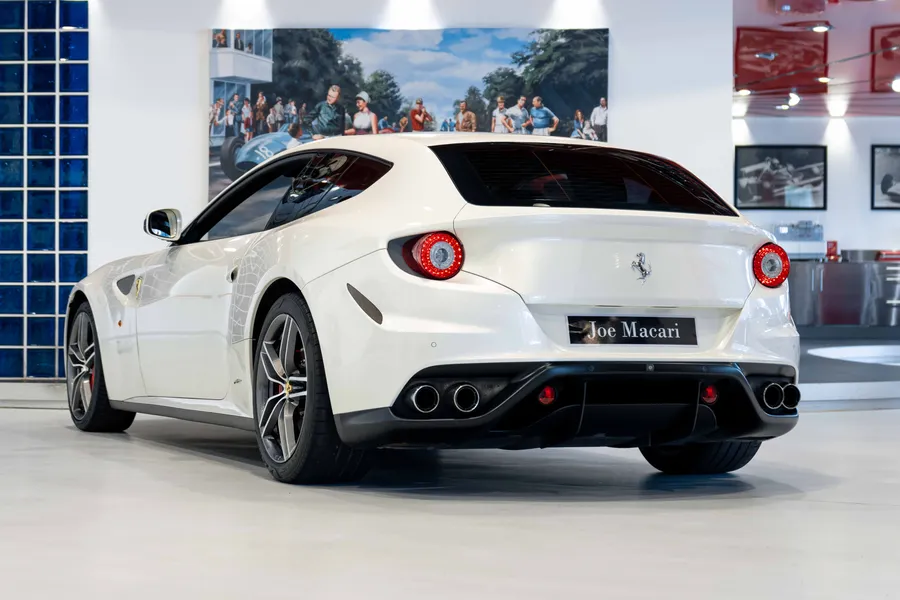 Ferrari FF