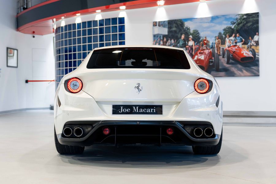 Ferrari FF
