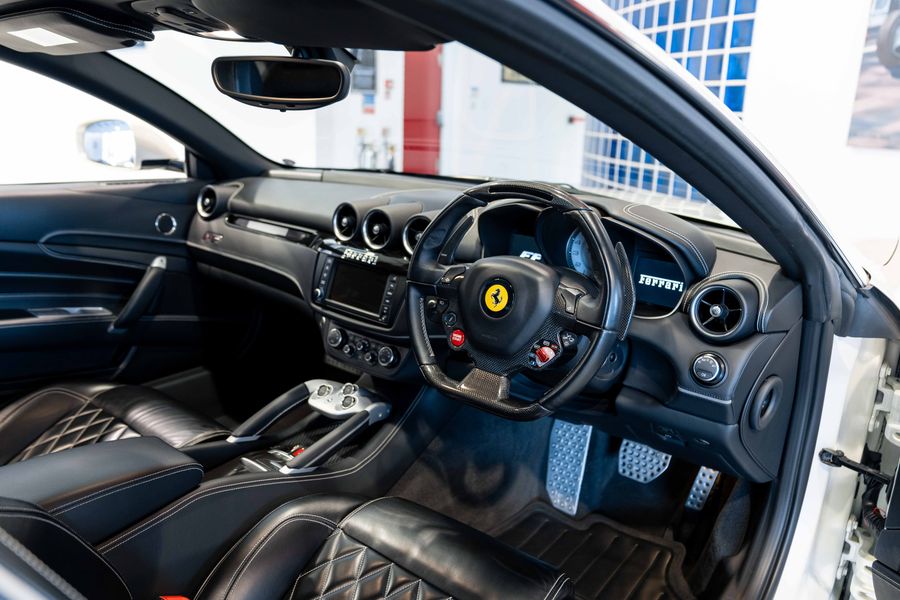Ferrari FF