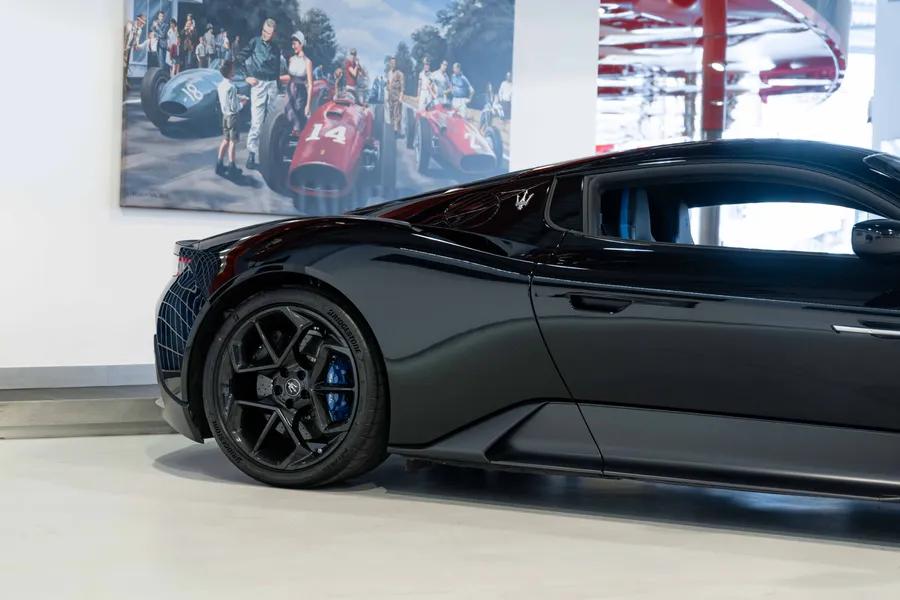 Maserati MC20