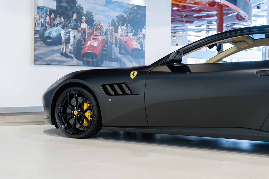 Ferrari GTC4 Lusso T