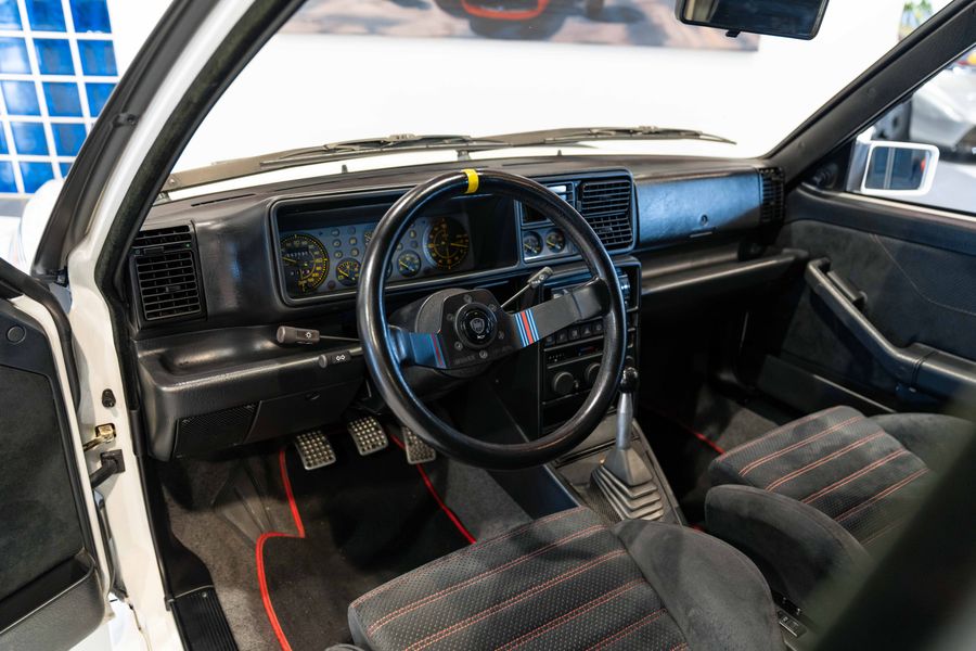 Lancia Delta Martini 5
