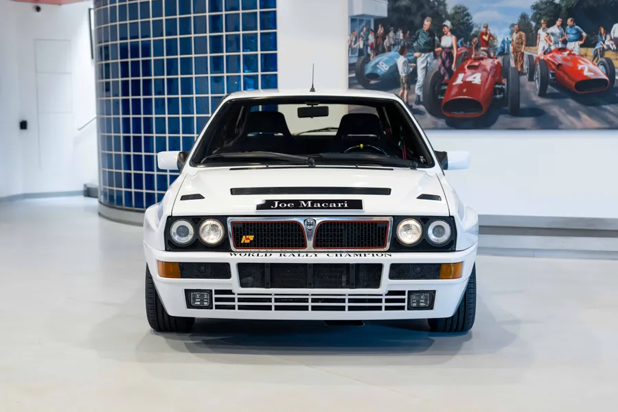 Lancia Delta Martini 5