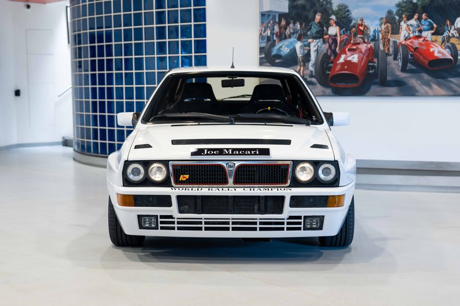 Lancia Delta Martini 5