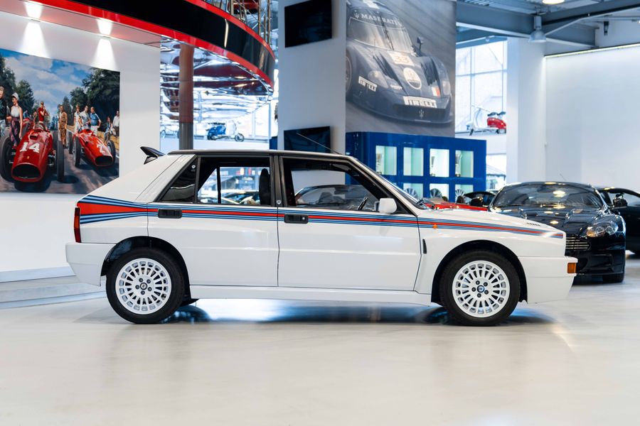 Lancia Delta Martini 5