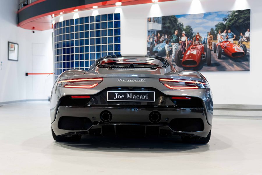 Maserati MC20