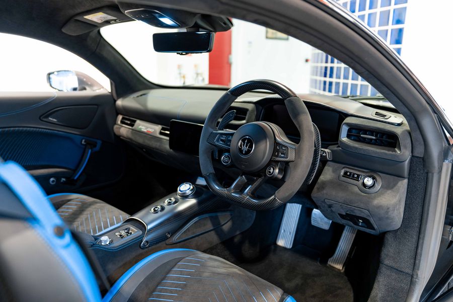 Maserati MC20