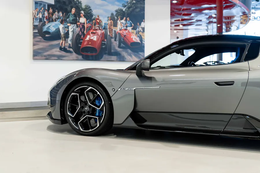 Maserati MC20