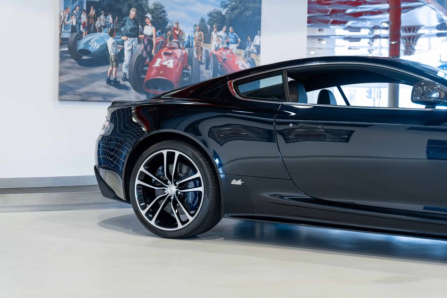 Aston Martin DBS Coupe UB2010