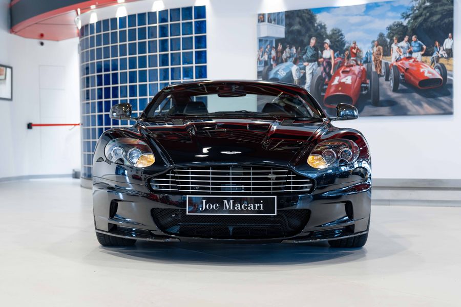 Aston Martin DBS Coupe UB2010