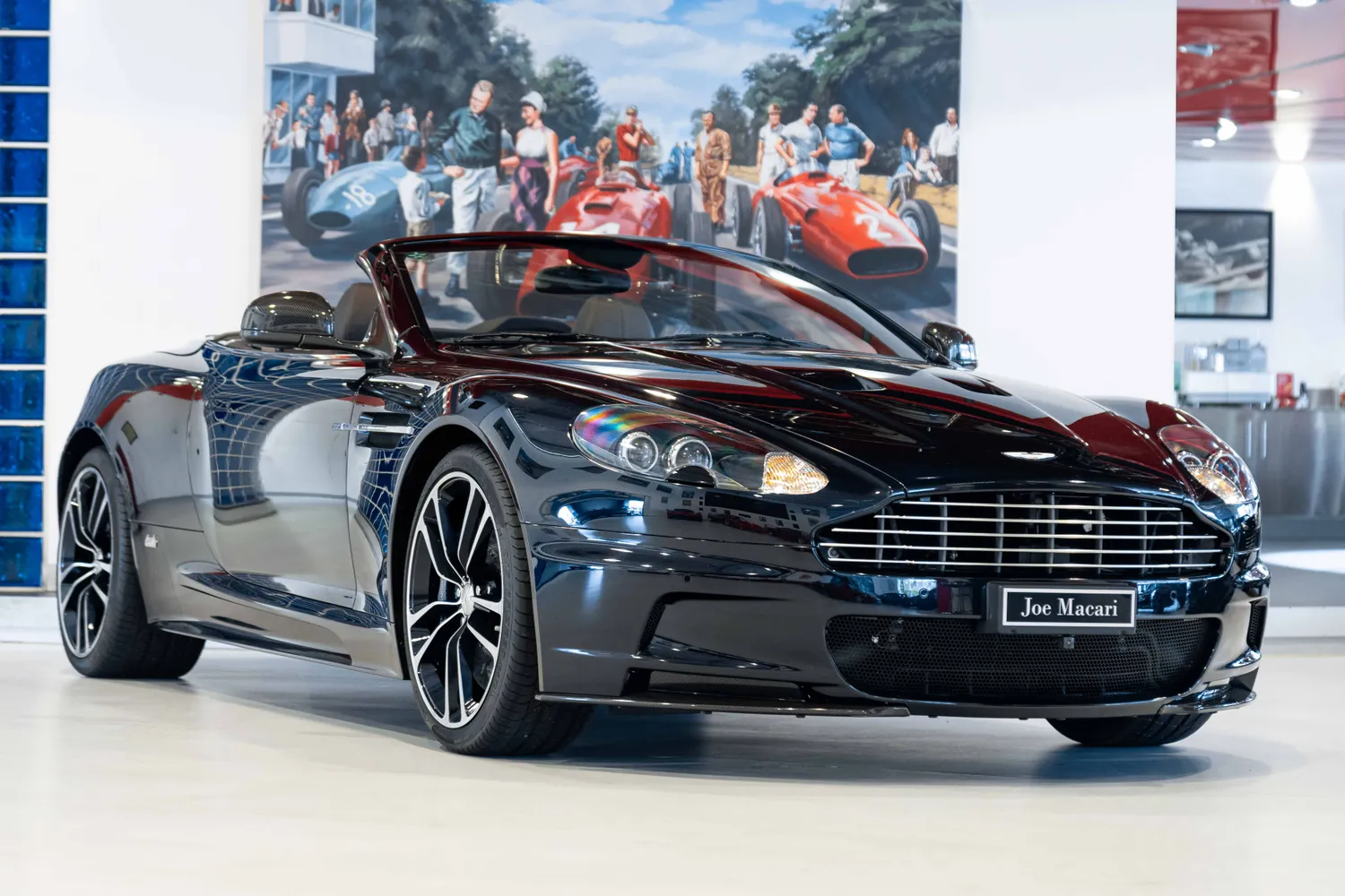 Aston Martin DBS Volante UB2010