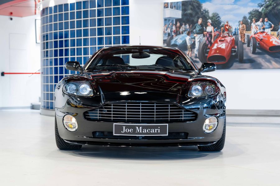 Aston Martin Vanquish S Ultimate VAT Q LHD