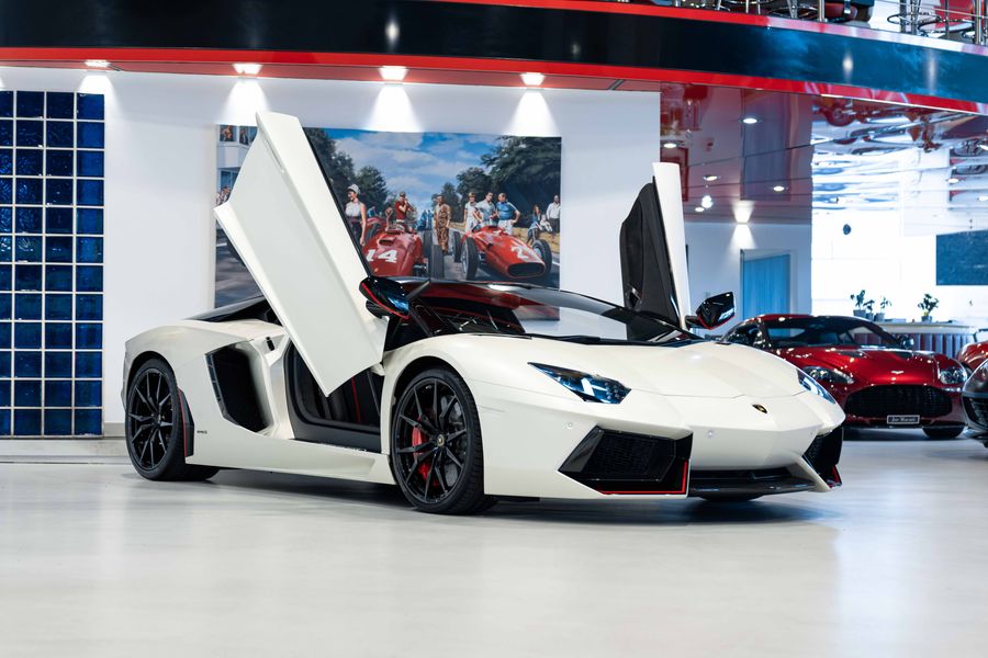 Lamborghini Aventador Pirelli Edition
