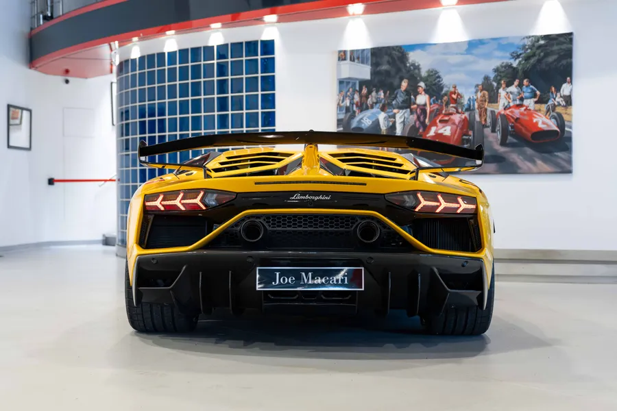 Lamborghini Aventador SVJ