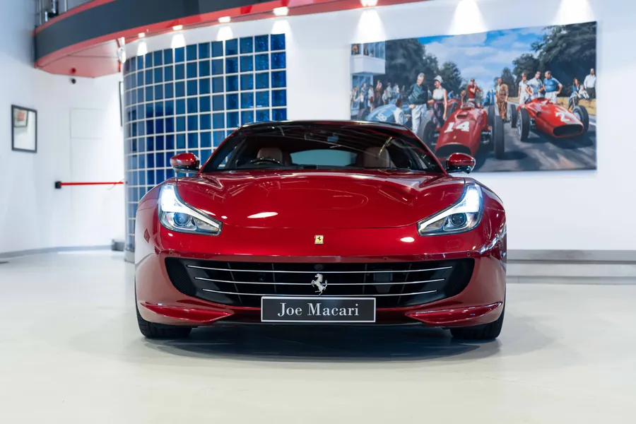 Ferrari GTC4 Lusso