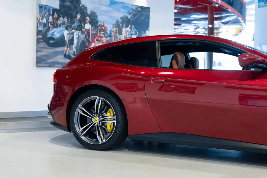 Ferrari GTC4 Lusso