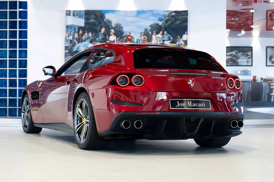Ferrari GTC4 Lusso