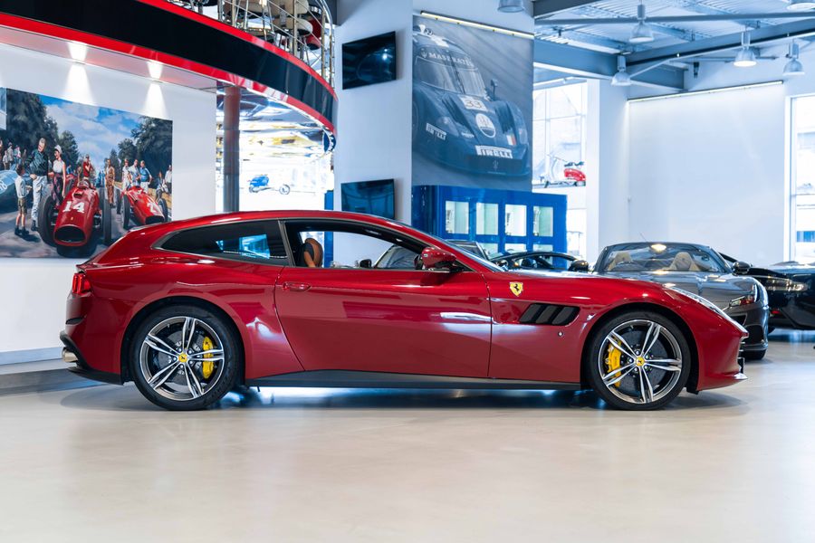 Ferrari GTC4 Lusso