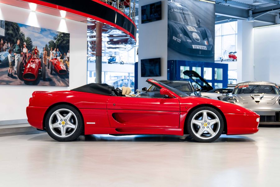 Ferrari F355 Spider