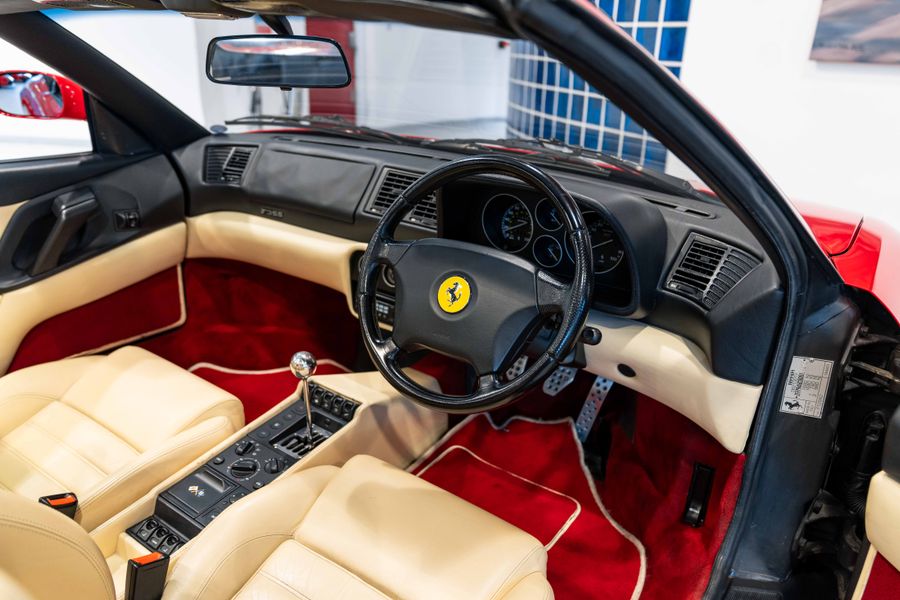 Ferrari F355 Spider