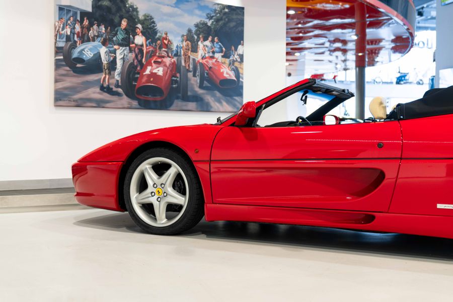 Ferrari F355 Spider