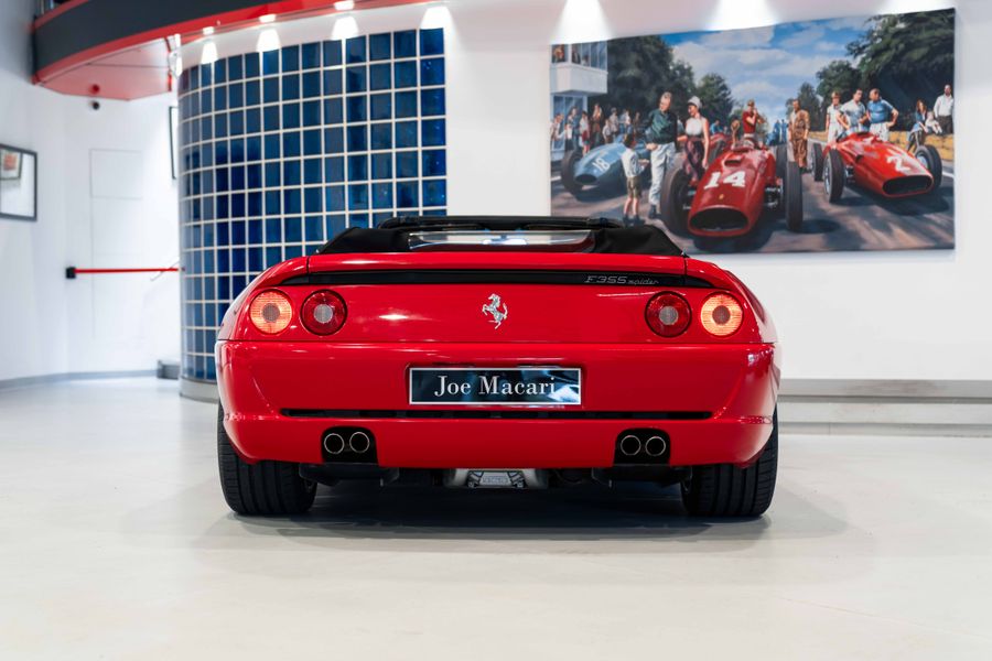 Ferrari F355 Spider