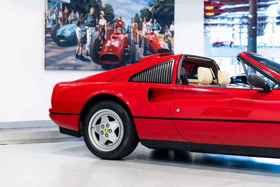 Ferrari 328 GTS