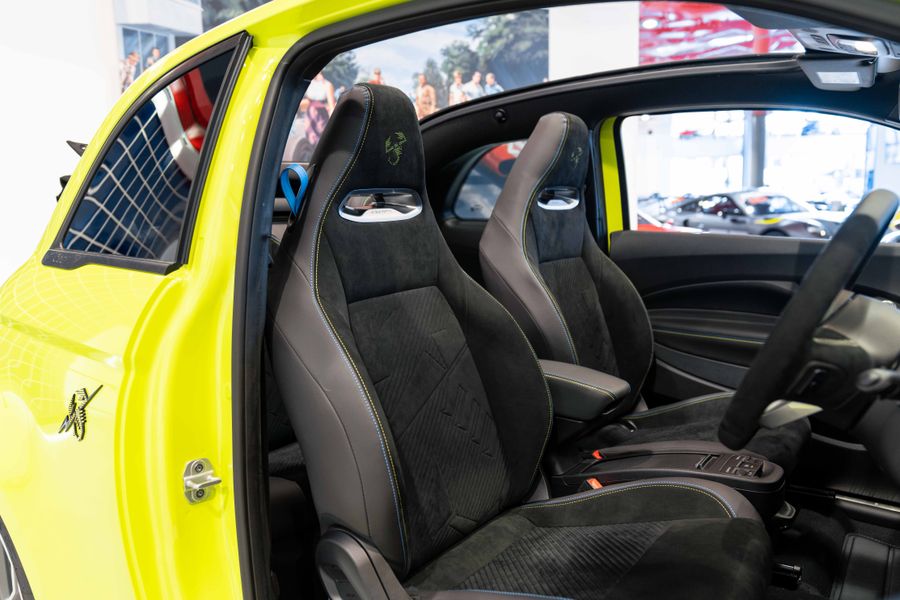 Abarth 500e C Scorpionissima