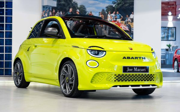 Abarth 500e C Scorpionissima