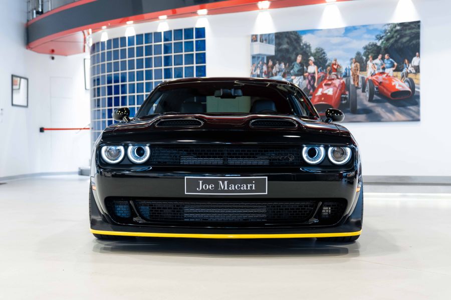 Dodge Challenger Hellcat Jailbreak