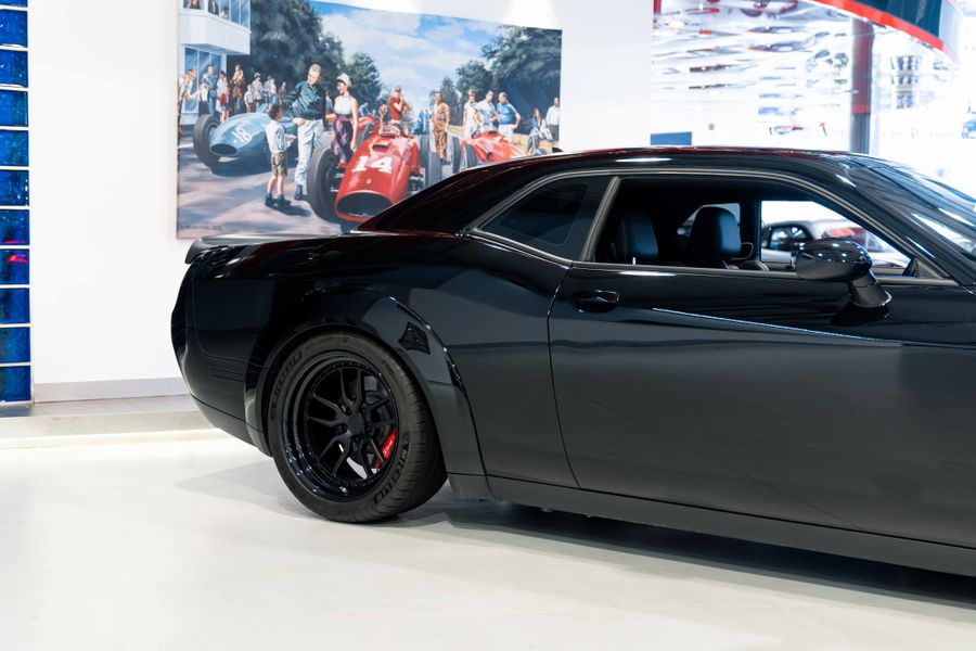 Dodge Challenger Hellcat Jailbreak