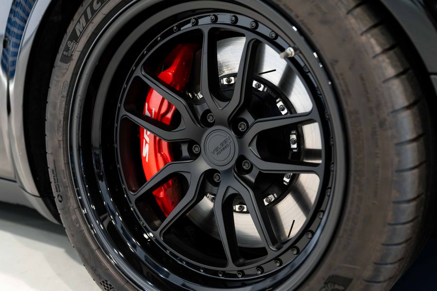 Dodge Challenger Hellcat Jailbreak