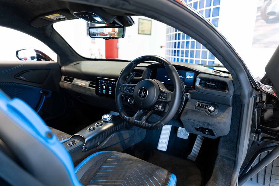 Maserati MC20