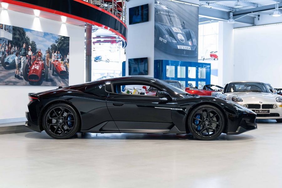 Maserati MC20