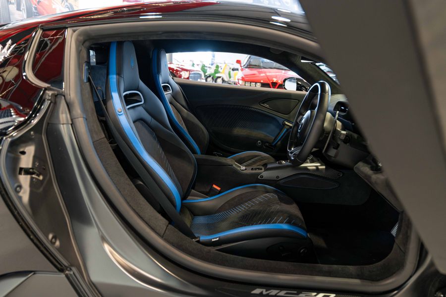 Maserati MC20