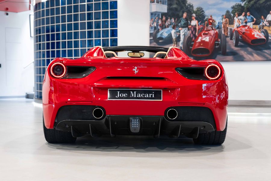 Ferrari 488 Spider